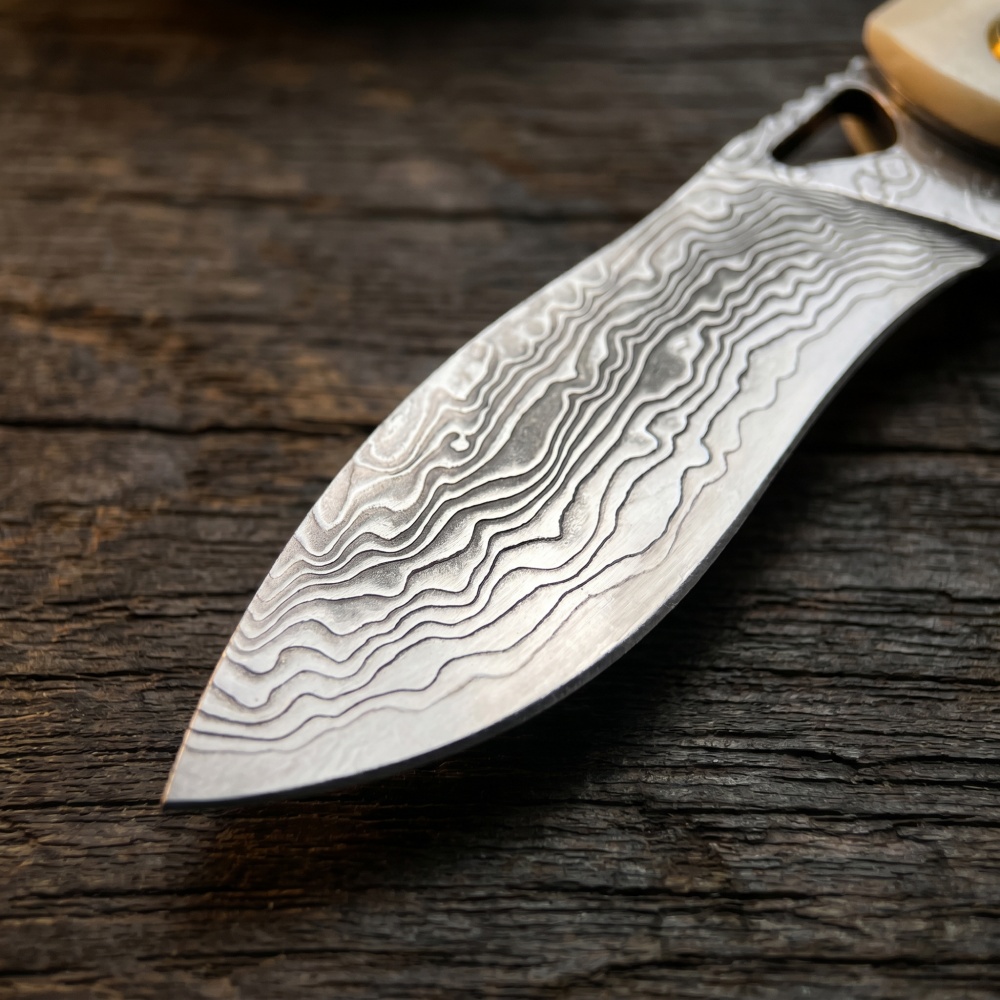 Vintage Damascu Steel Small Fo - Vintage Collectible Knife recension och pris