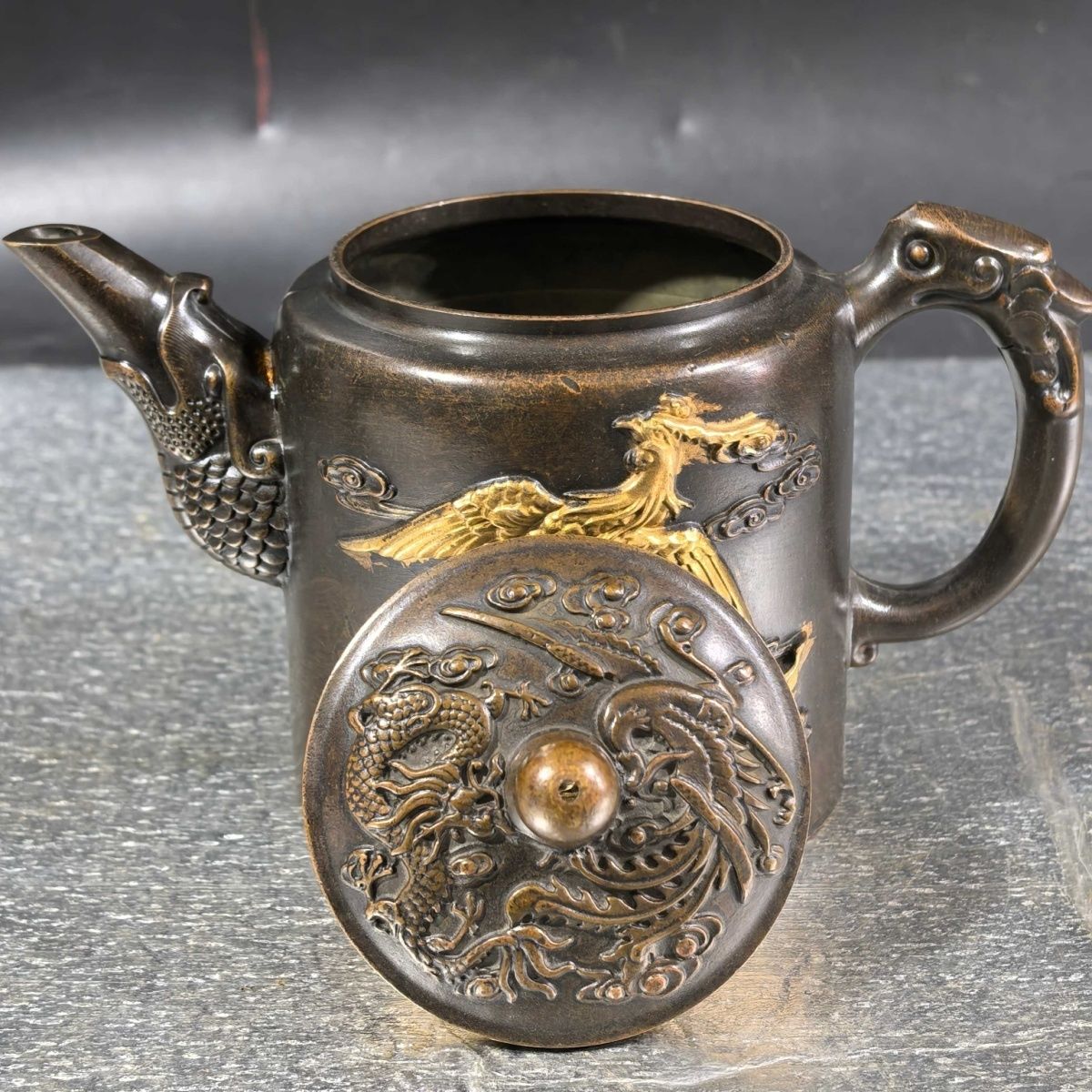 Vintage Gilt Brass Dragon & Ph - Collectible Vintage Wine recension och pris
