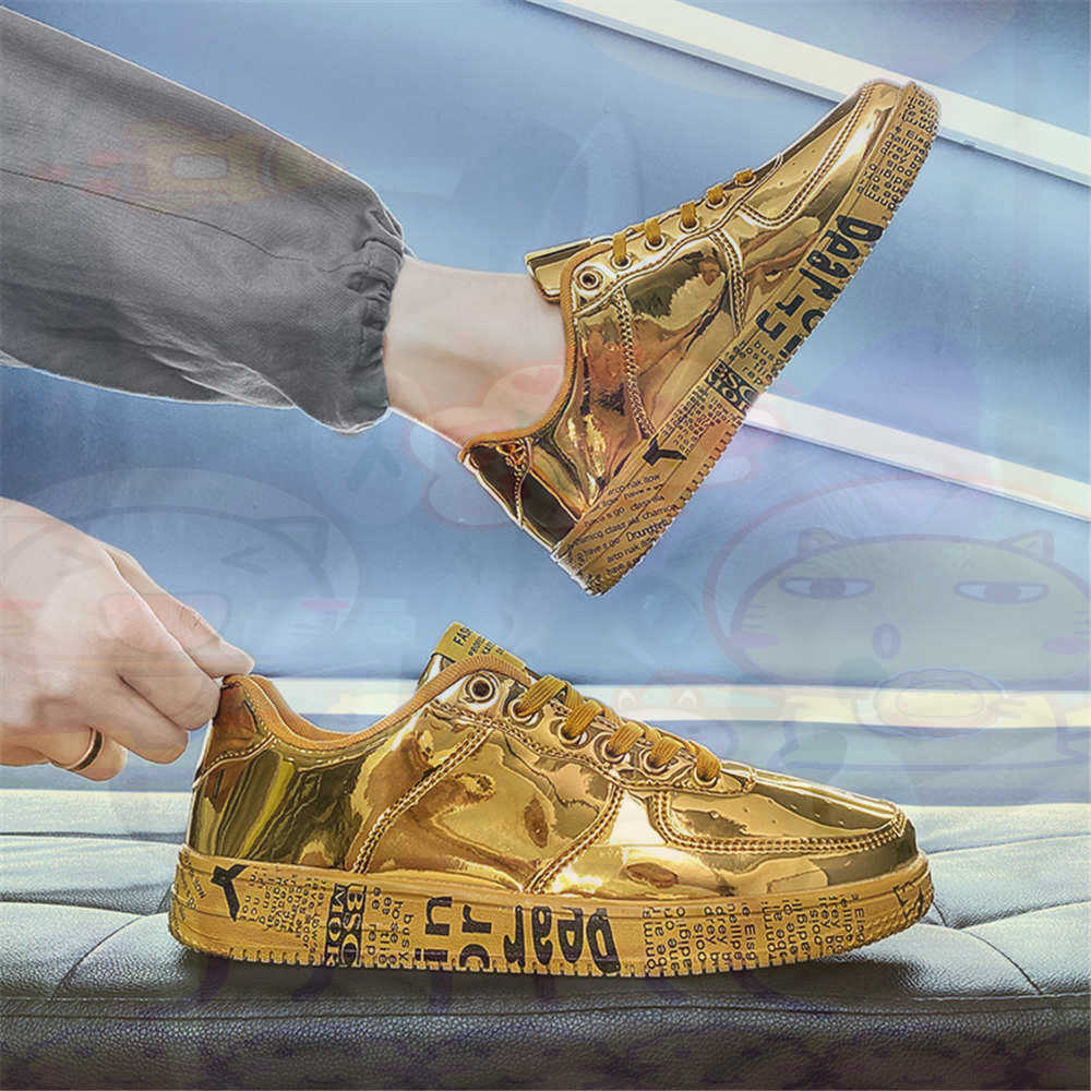 Round Foot Size 45 Sneakers Wh - Most Expensive Vintage Collection recension och pris
