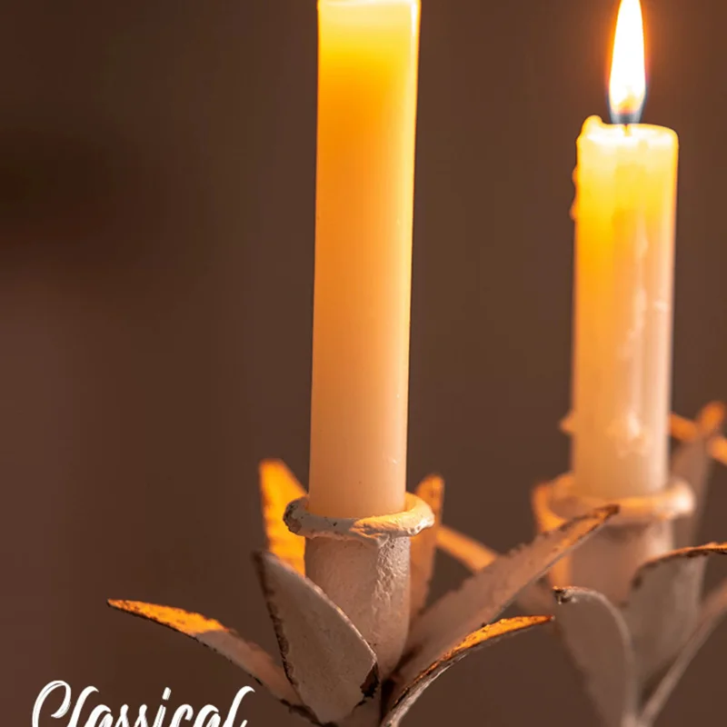 Vintage Metal Floral Candelabr - Collectible Vintage Matches recension och pris